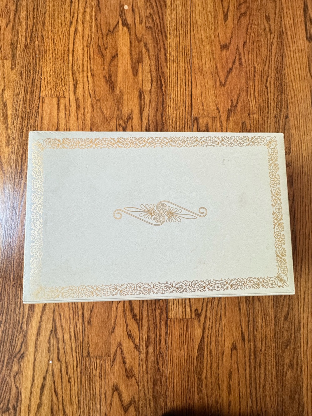 Vintage Tundra Japan Jewelry Box with Gold Filigree